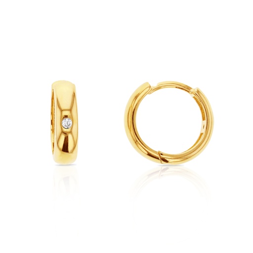 [EAR812]  9Y HUGGIE W/ SINGLE CZ